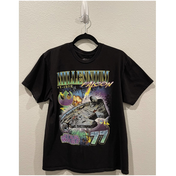 STAR WARS Millennium Falcon Short Sleeve T-Shirt - Picture 1 of 3
